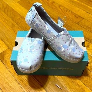 TOMS Youth alpargata size 13.5 color Arctic ice foil starry sky print brand new